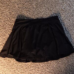 BCG black flowy skort
